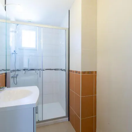 Holiday Maisonfort Vakantiehuis *